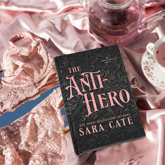 The Anti-Hero | Discreet Hardcover Edition